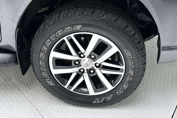 2019 Toyota Hilux SR5 GUN126R 4X4