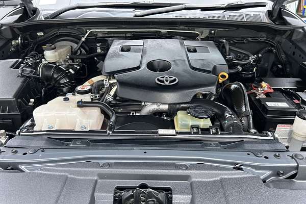2019 Toyota Hilux SR5 GUN126R 4X4