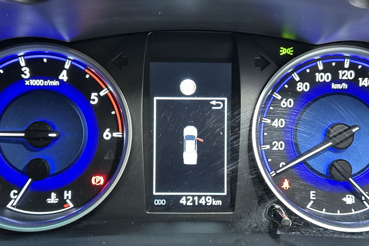 2019 Toyota Hilux SR5 GUN126R 4X4