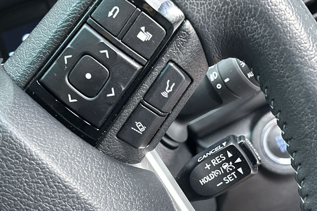 2019 Toyota Hilux SR5 GUN126R 4X4