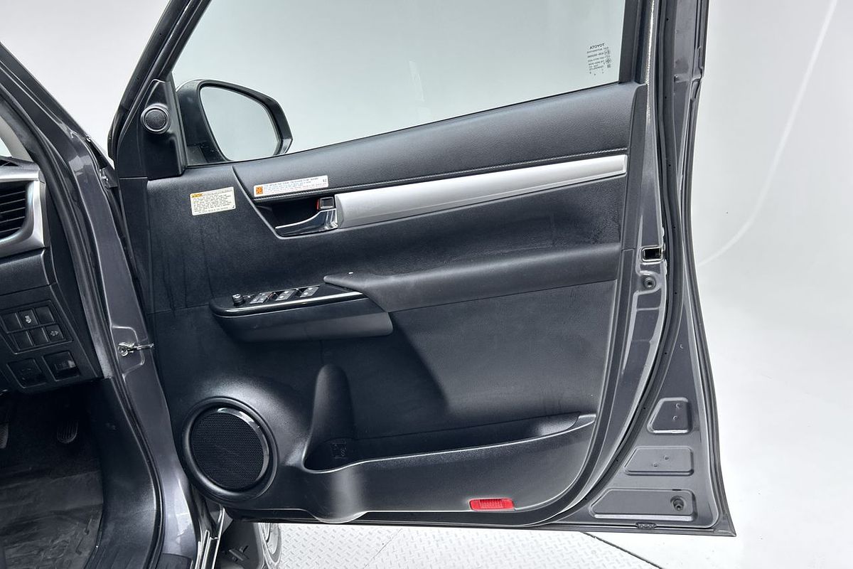 2019 Toyota Hilux SR5 GUN126R 4X4