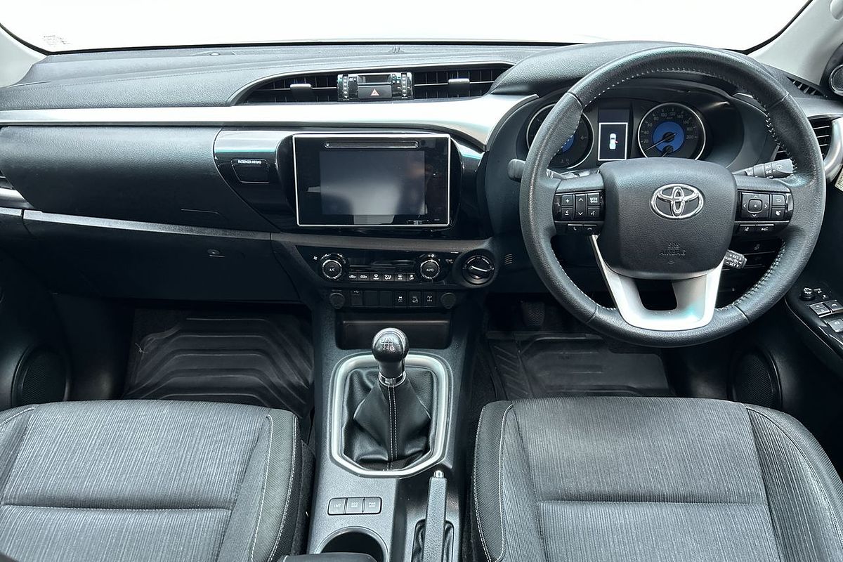 2019 Toyota Hilux SR5 GUN126R 4X4
