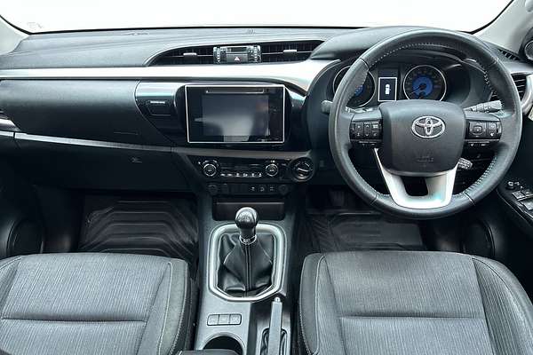 2019 Toyota Hilux SR5 GUN126R 4X4
