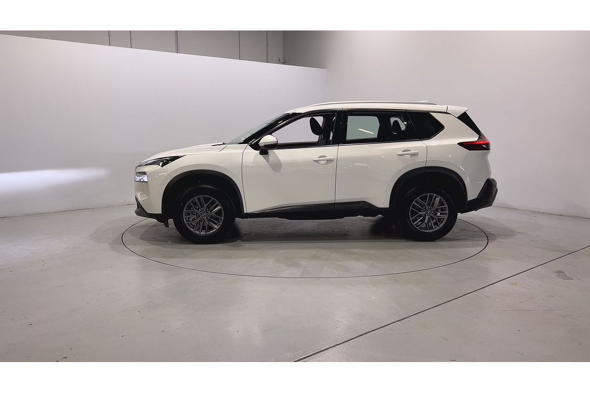 2023 Nissan X-TRAIL ST T33