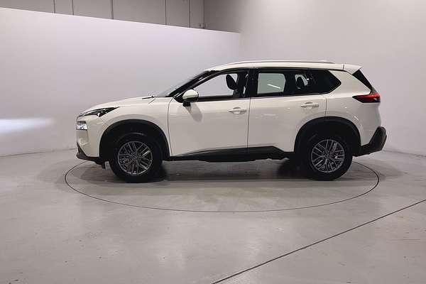 2023 Nissan X-TRAIL ST T33