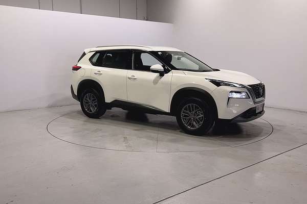 2023 Nissan X-TRAIL ST T33