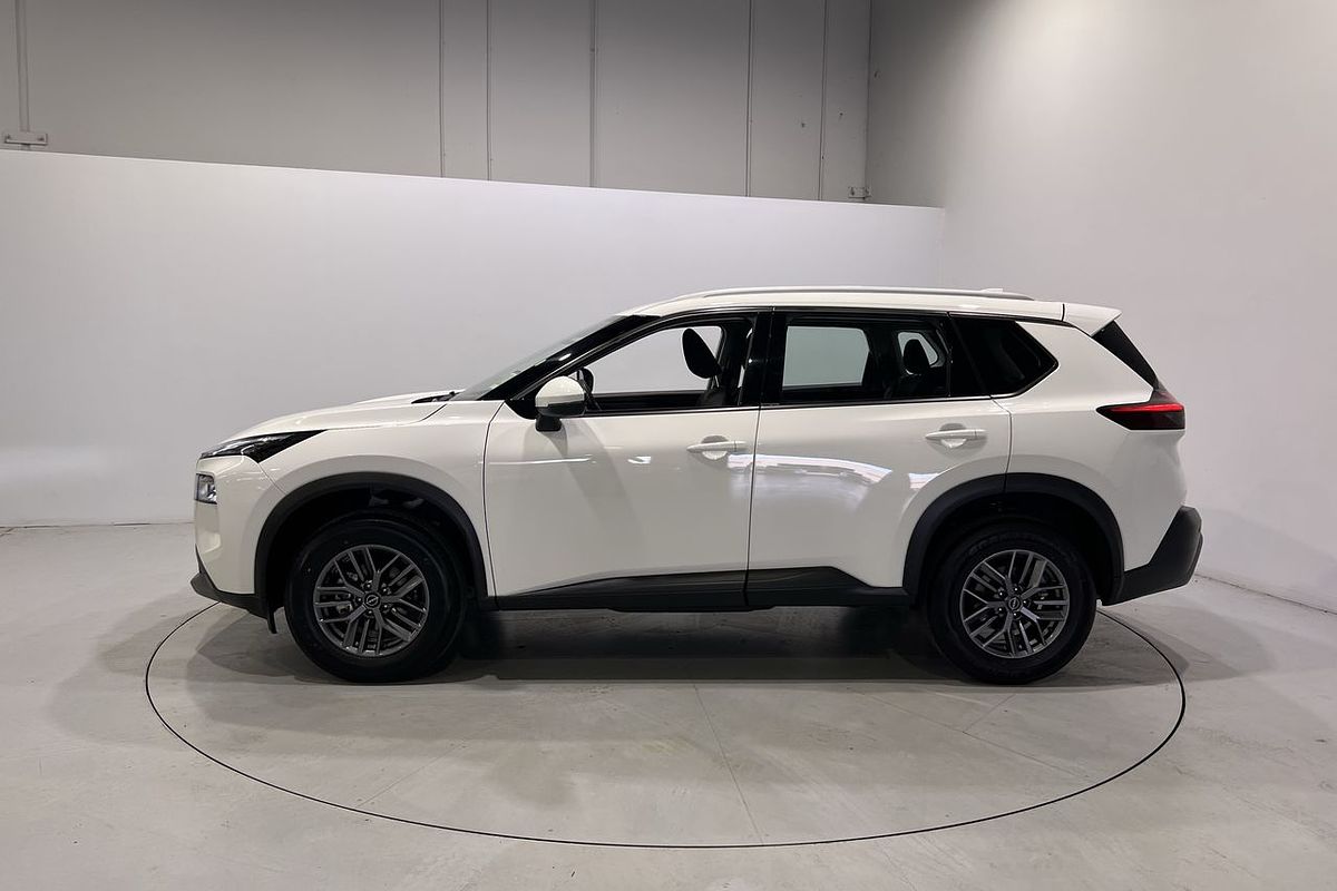 2023 Nissan X-TRAIL ST T33