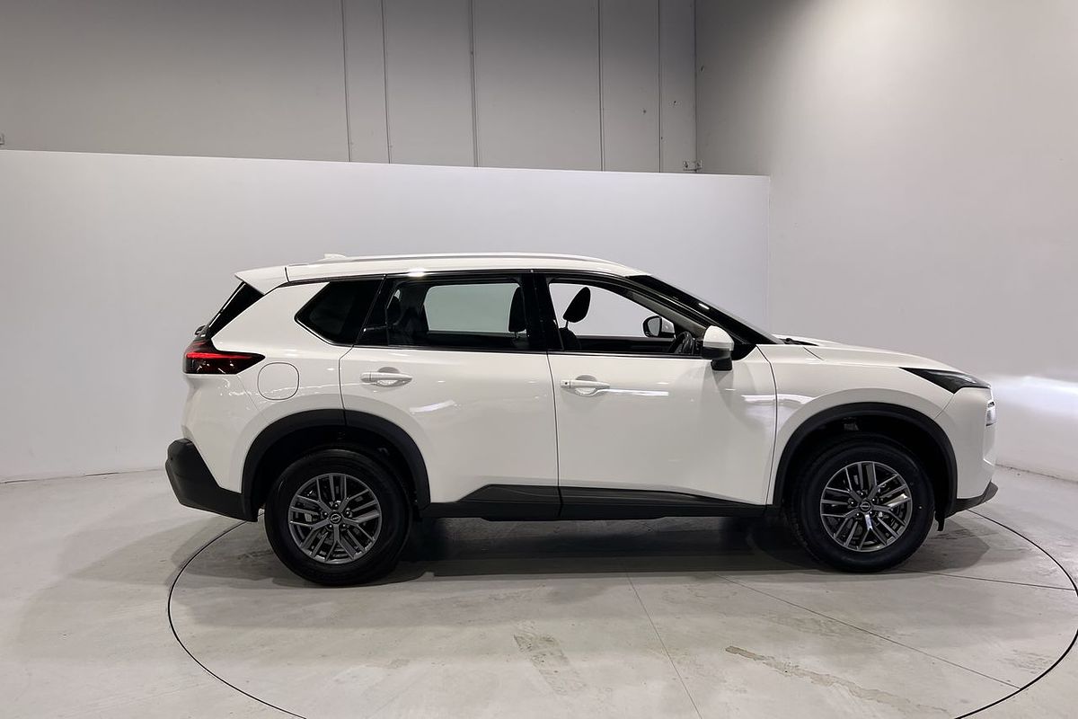 2023 Nissan X-TRAIL ST T33