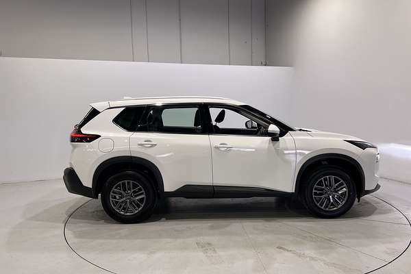 2023 Nissan X-TRAIL ST T33