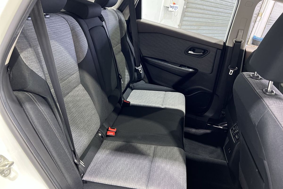 2023 Nissan X-TRAIL ST T33