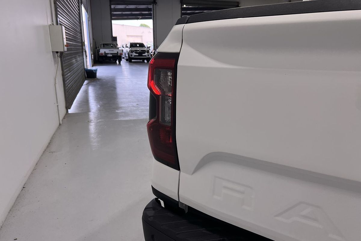 2024 Ford Ranger XL 4X4 2.0L