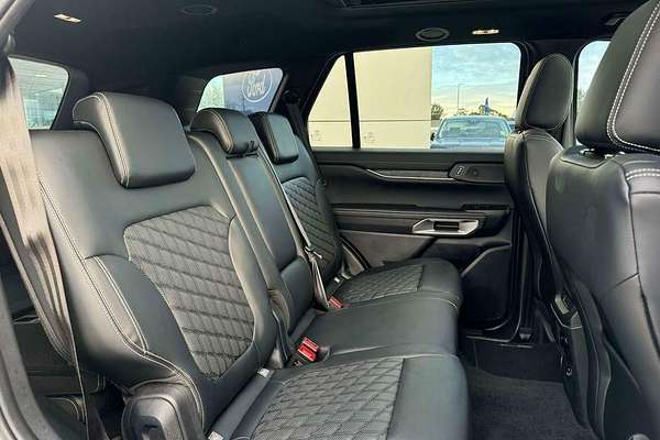 2024 Ford Everest Platinum 3.0L