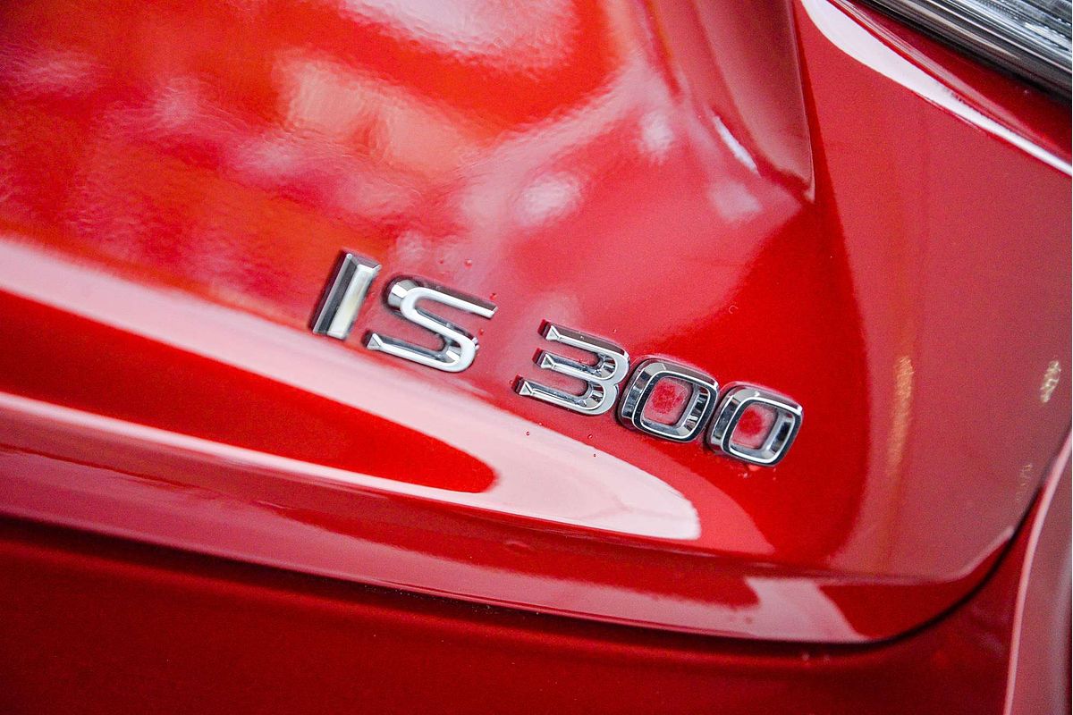 2018 Lexus IS IS300 Luxury ASE30R