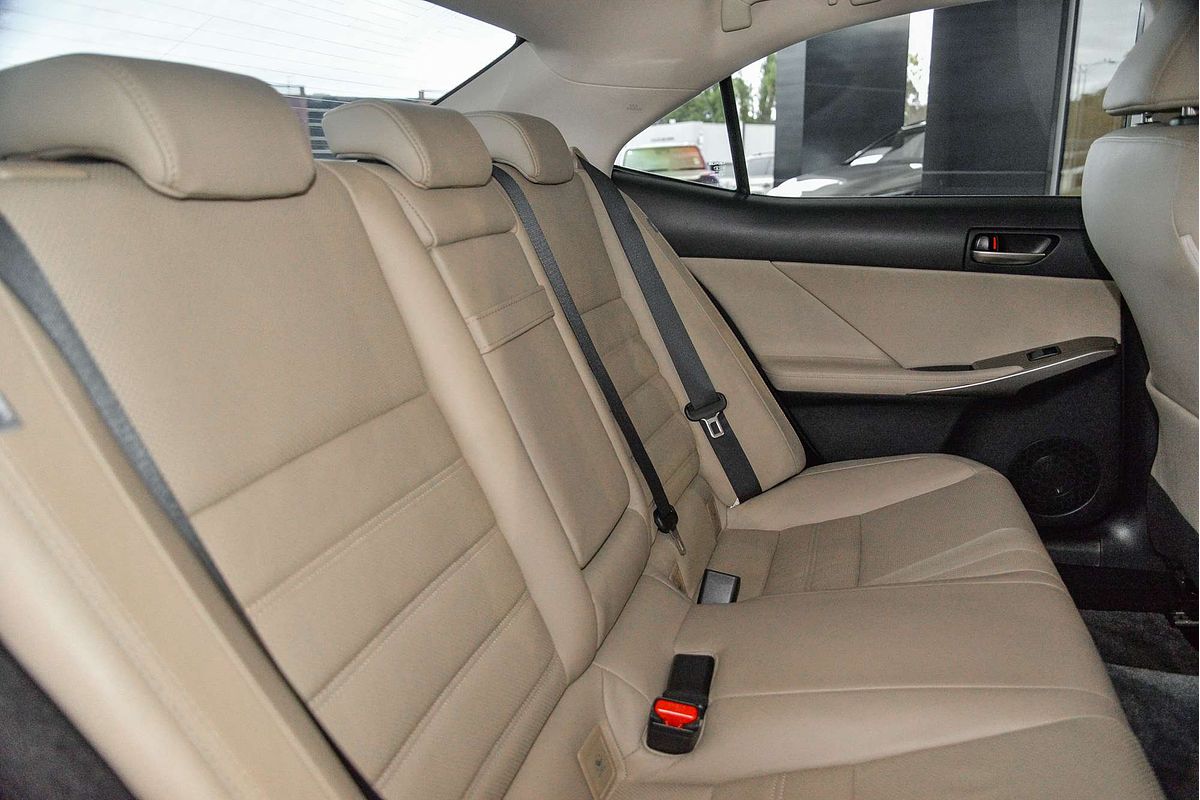 2018 Lexus IS IS300 Luxury ASE30R