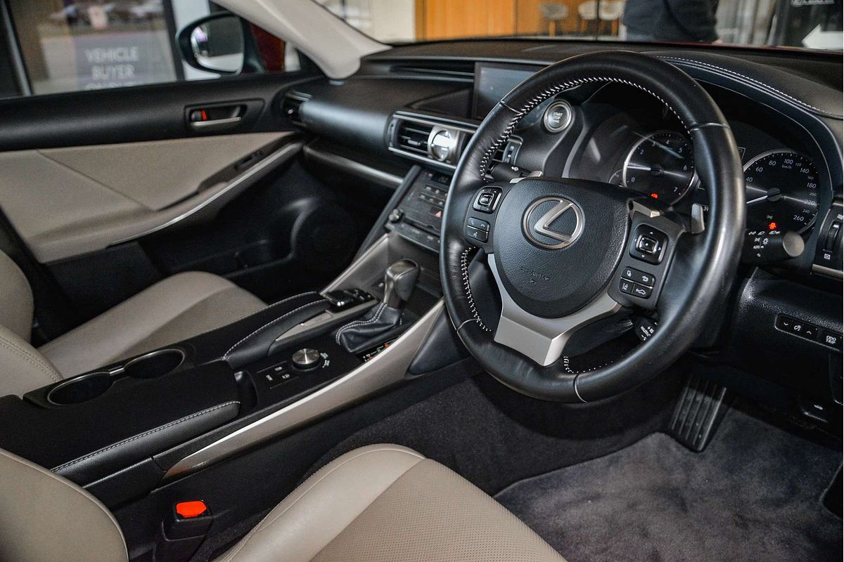 2018 Lexus IS IS300 Luxury ASE30R