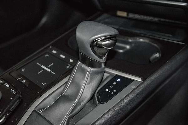 2021 Lexus UX UX250h Luxury MZAH10R