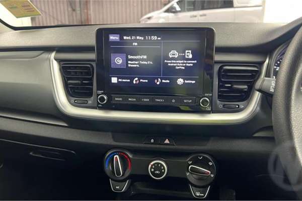 2023 Kia Stonic S YB
