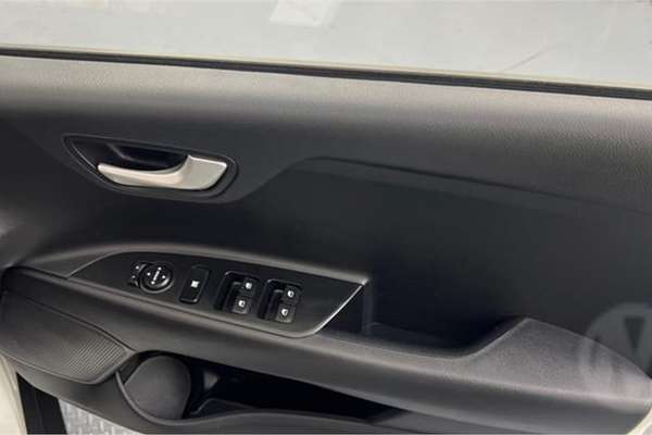 2023 Kia Stonic S YB