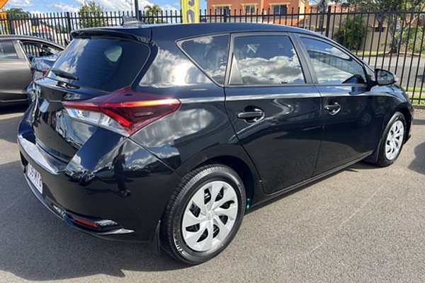 2017 Toyota Corolla Ascent ZRE182R