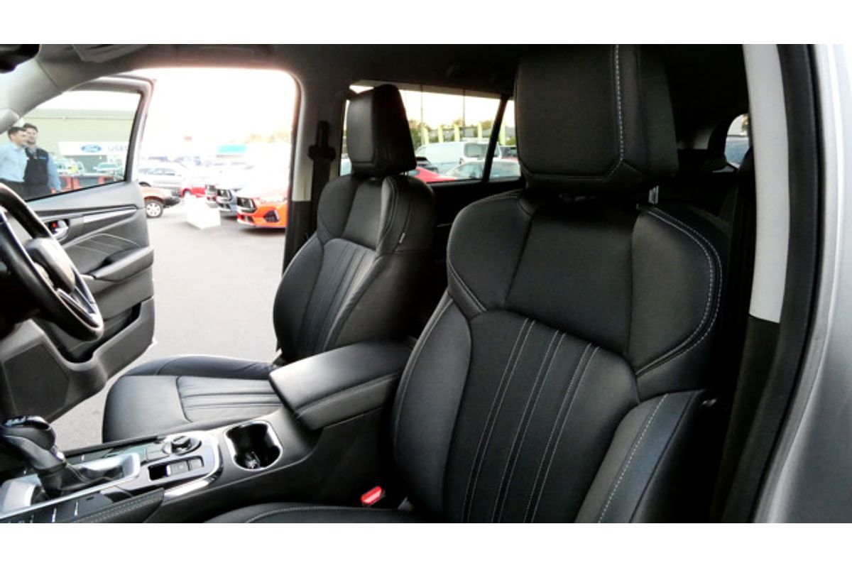 2023 Isuzu MU-X LS-T