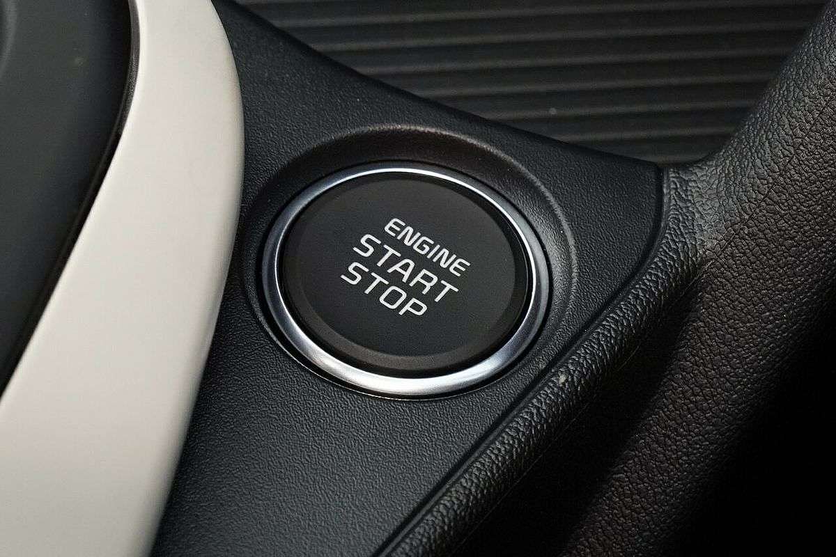 2025 Kia K4 GT-Line CL4m