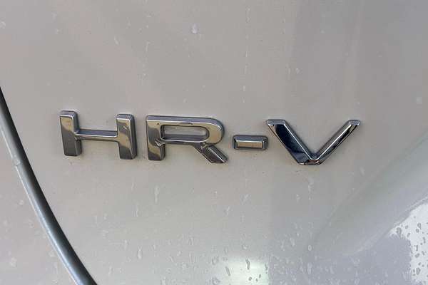 2023 Honda HR-V e:HEV L
