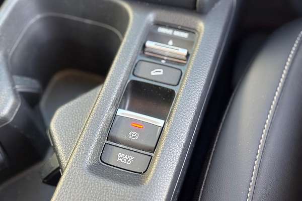 2023 Honda HR-V e:HEV L