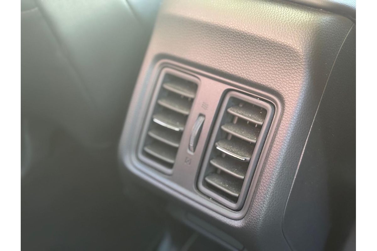 2023 Honda HR-V e:HEV L