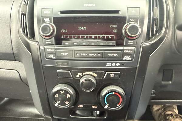 2016 Isuzu D-MAX SX 4X4