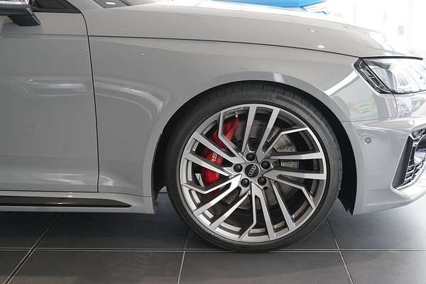 2023 Audi RS4 B9