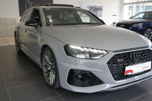 2023 Audi RS4 B9