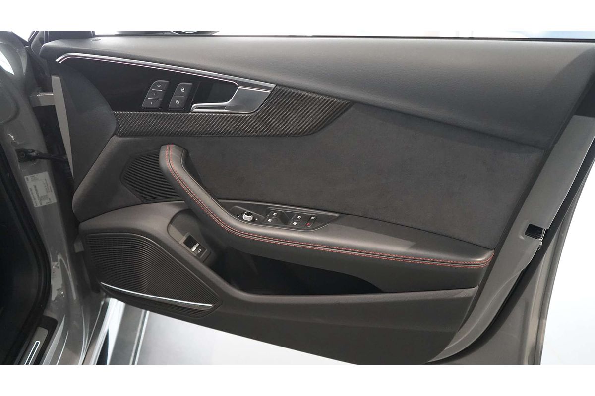 2023 Audi RS4 B9