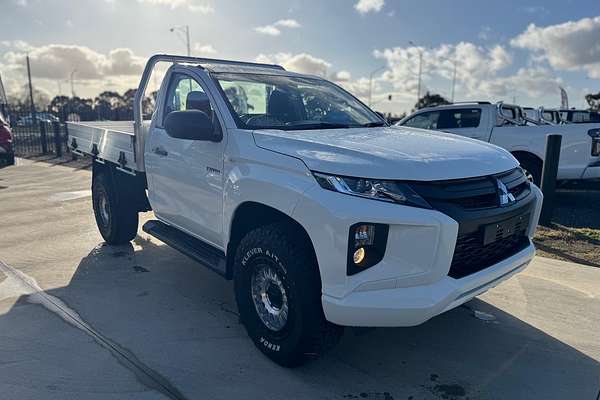 2024 Mitsubishi Triton GLX MR 4X4