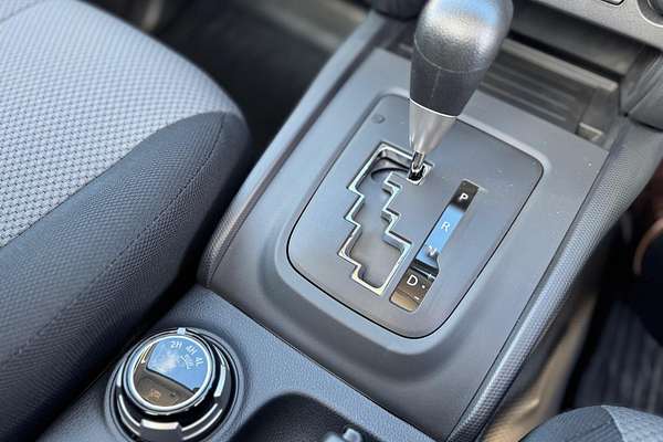 2024 Mitsubishi Triton GLX MR 4X4