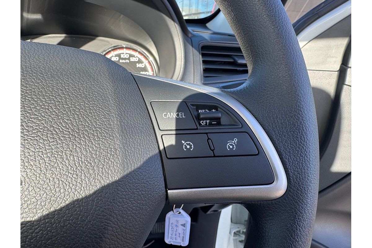 2024 Mitsubishi Triton GLX MR 4X4