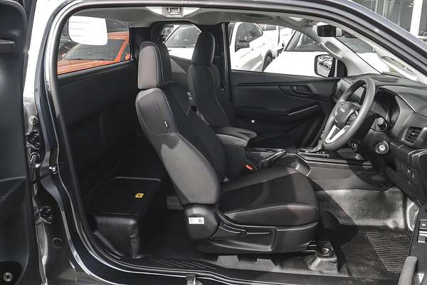 2025 Isuzu D-MAX SX 4X4