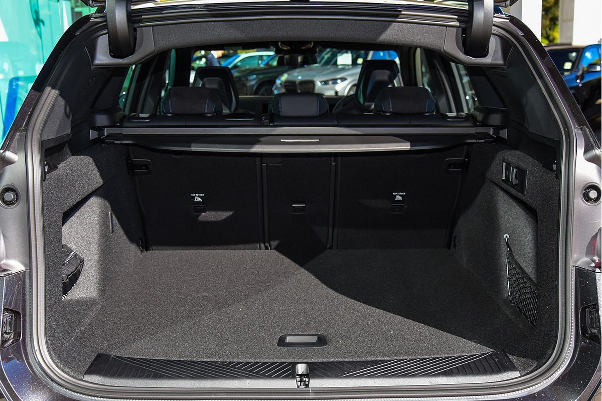 2025 BMW X3 20 xDrive G45