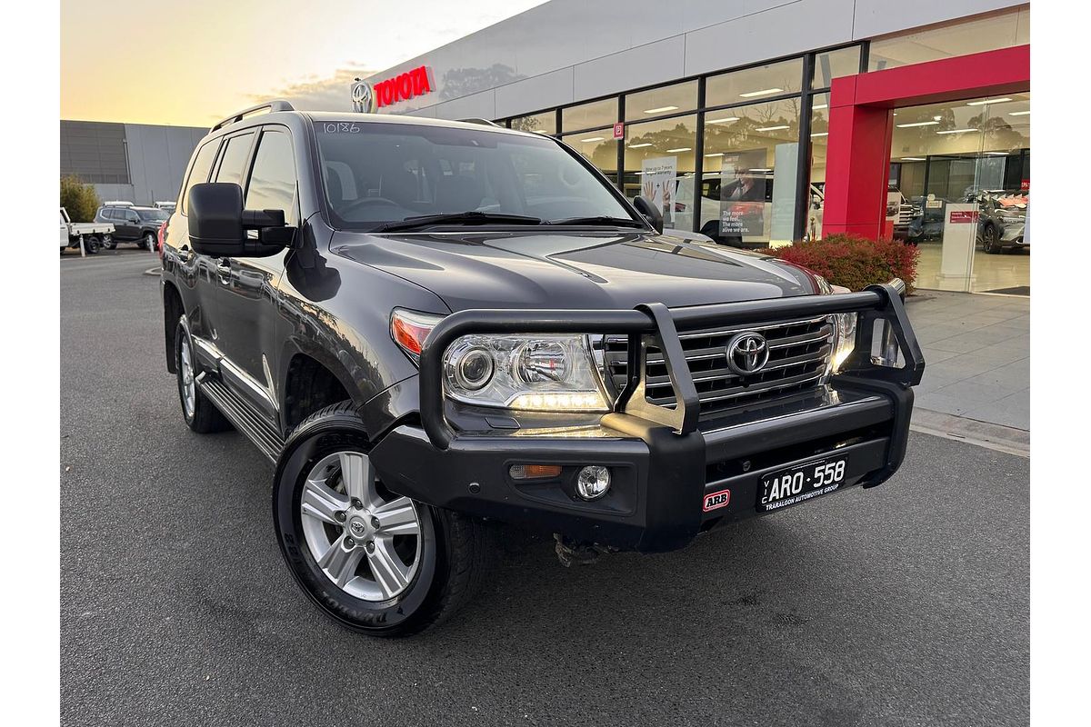 2013 Toyota Landcruiser Sahara VDJ200R