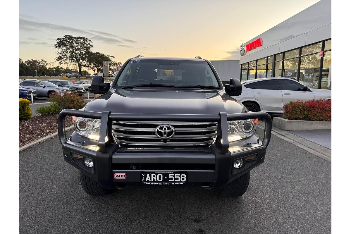 2013 Toyota Landcruiser Sahara VDJ200R