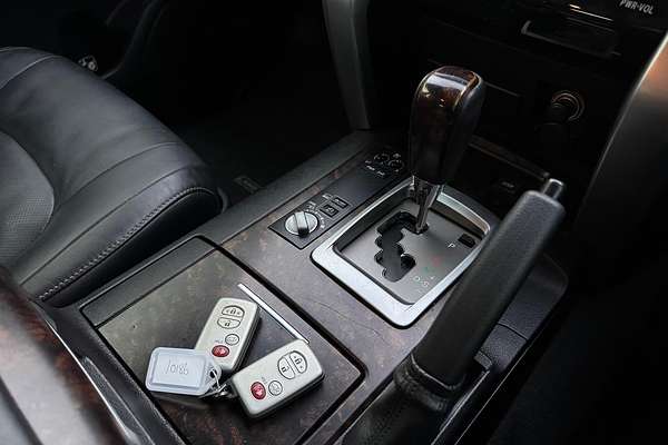 2013 Toyota Landcruiser Sahara VDJ200R
