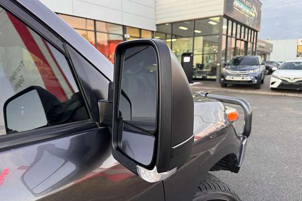 2013 Toyota Landcruiser Sahara VDJ200R