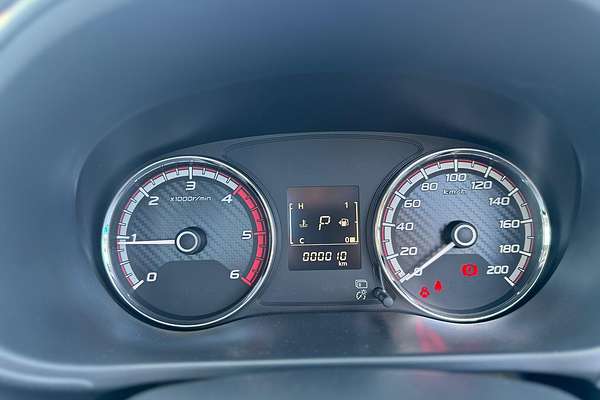 2024 Mitsubishi Triton GLX MR 4X4