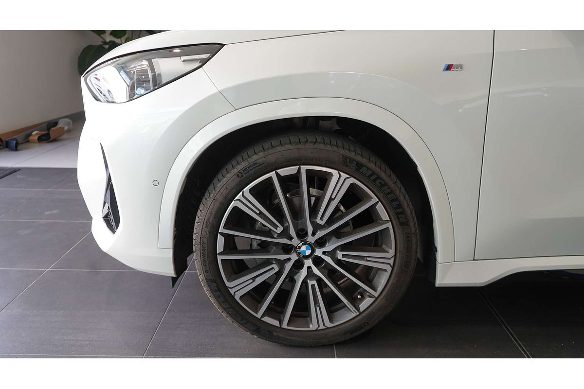 2024 BMW X1 xDrive20i U11