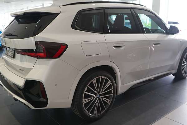 2024 BMW X1 xDrive20i U11