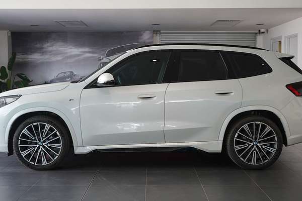 2024 BMW X1 xDrive20i U11
