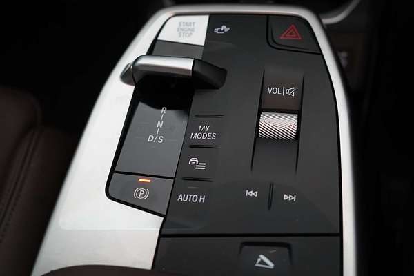 2024 BMW X1 xDrive20i U11