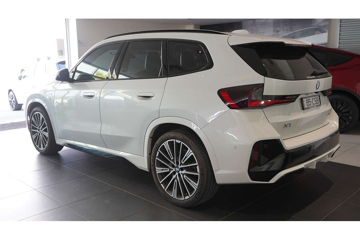 2024 BMW X1 xDrive20i U11