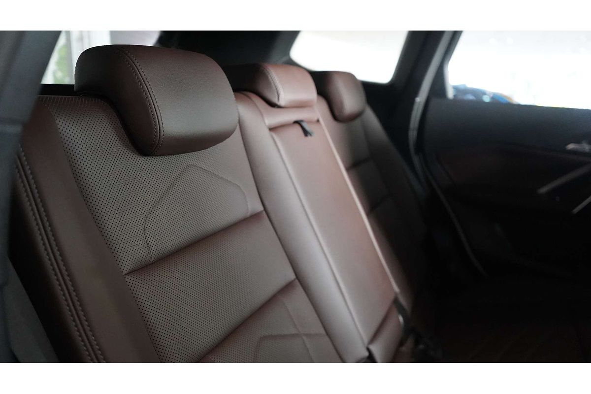2024 BMW X1 xDrive20i U11