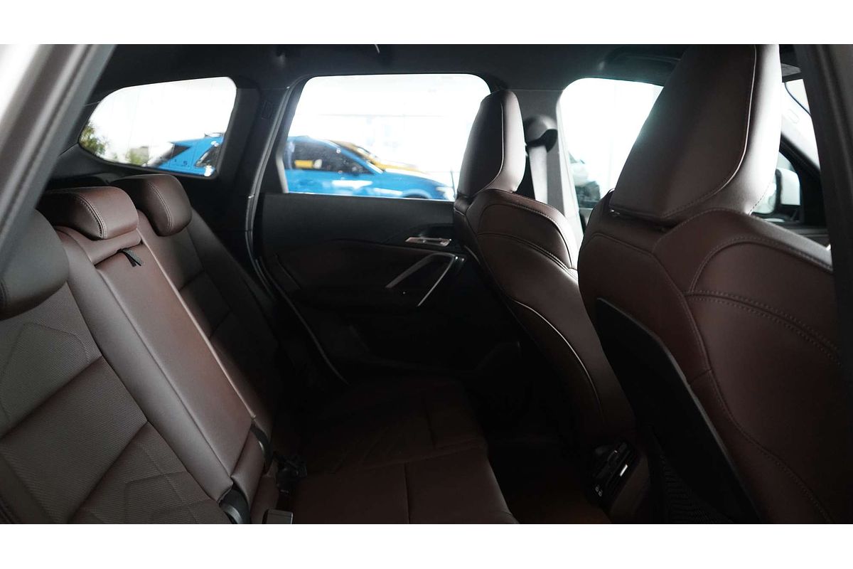 2024 BMW X1 xDrive20i U11