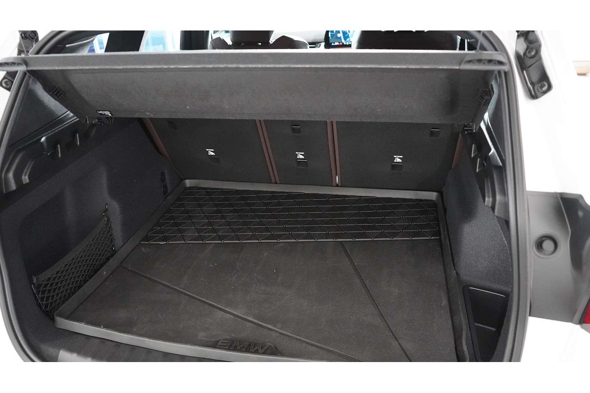 2024 BMW X1 xDrive20i U11
